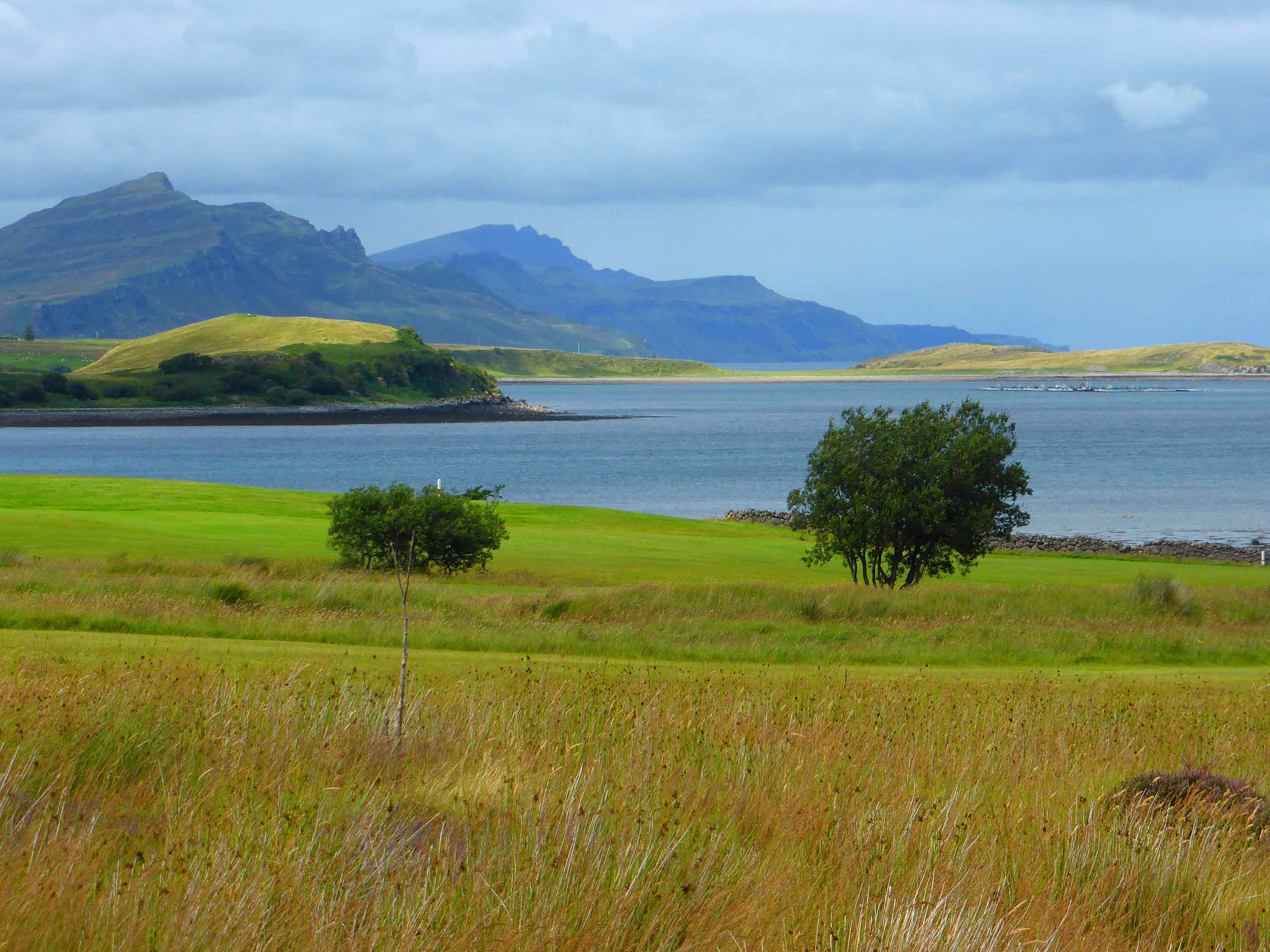 Superior King Double Bedroom En Suite with WIFI at Taransay House Bed and Breakfast